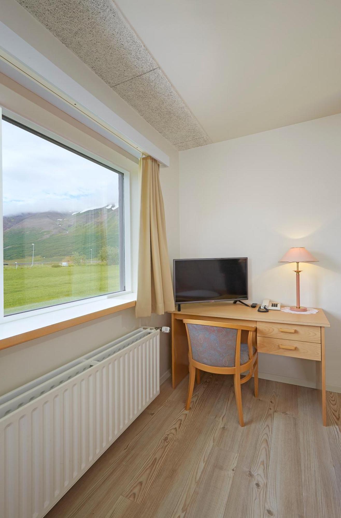 Hotel Tjarnir Storutjarnir ภายนอก รูปภาพ