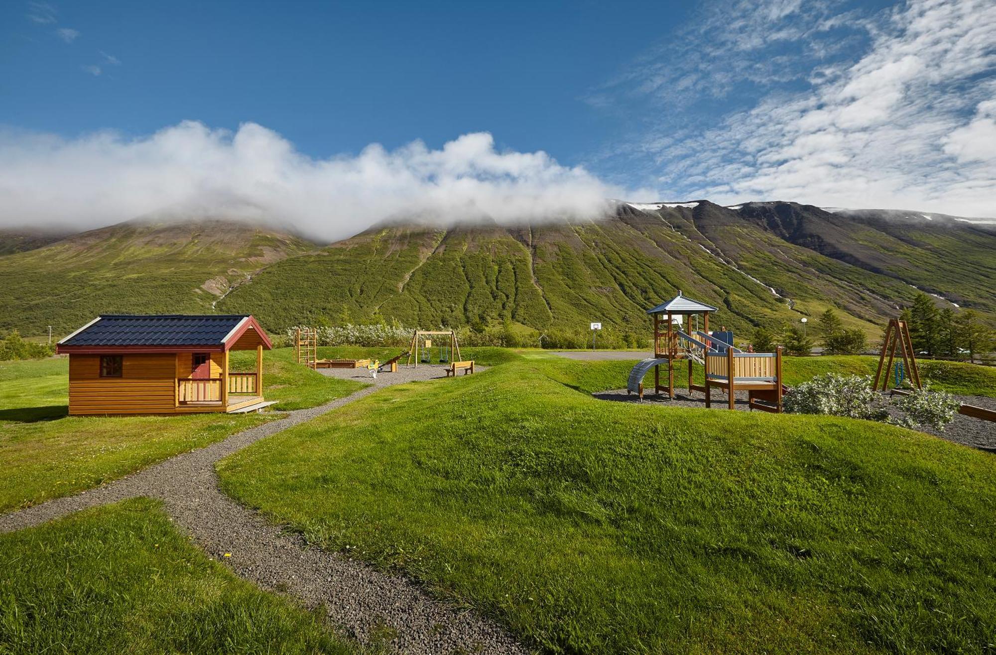 Hotel Tjarnir Storutjarnir ภายนอก รูปภาพ
